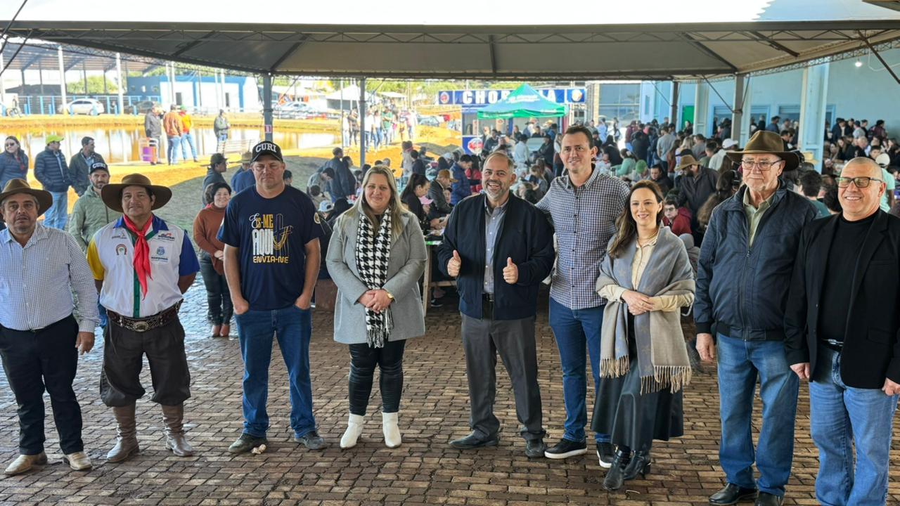 Artagão Júnior participa das comemorações dos 32 anos de Marquinho