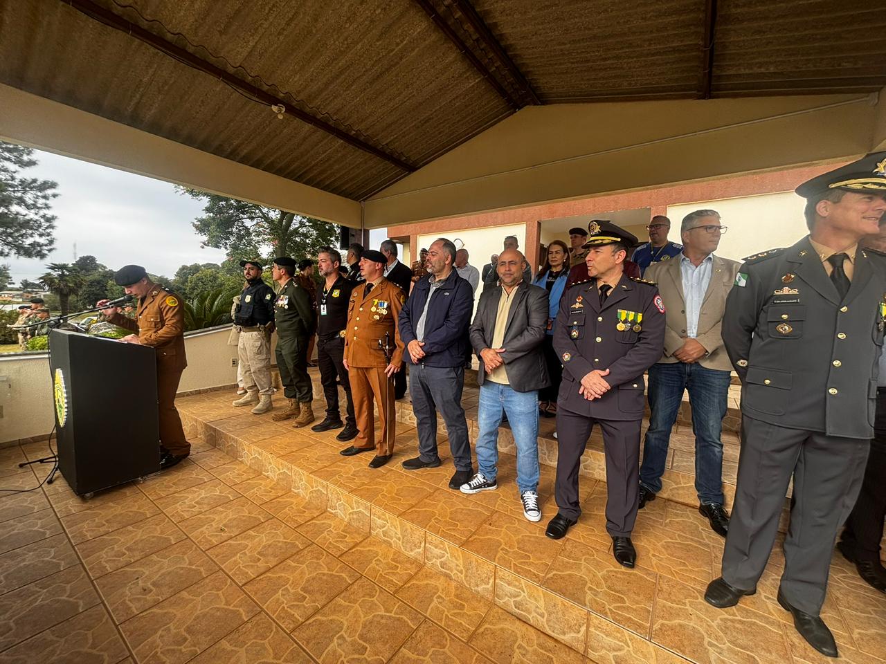 Artagão Júnior participa de solenidade alusiva ao patrono das polícias militares e civis em Guarapua