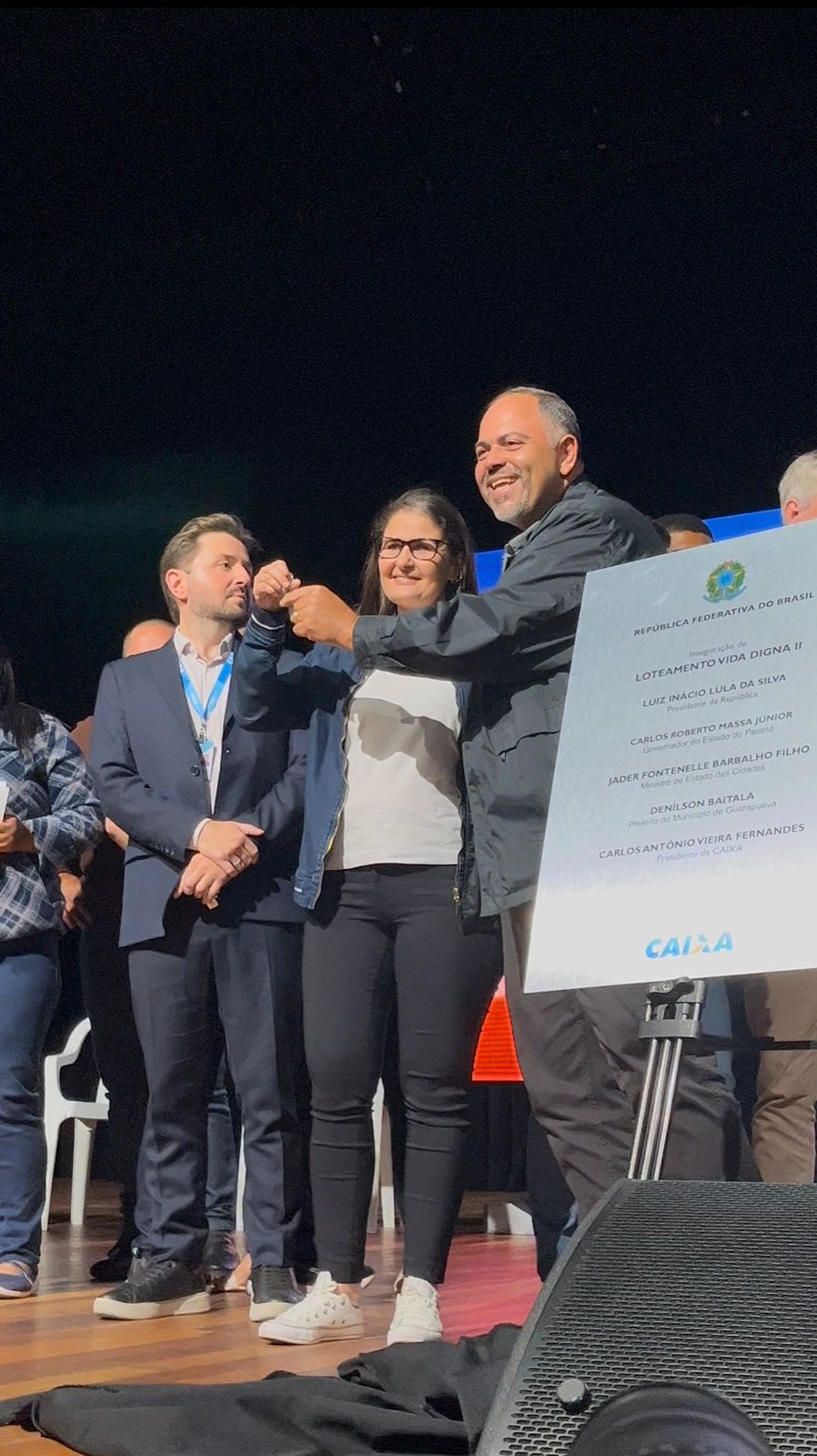 Artagão Júnior participa da entrega de 99 casas do Programa Vida Digna II em Guarapuava