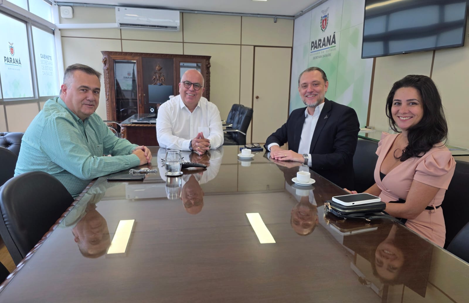 Reunião define estratégias para iniciar mutirão de cirurgias eletivas em Guarapuava