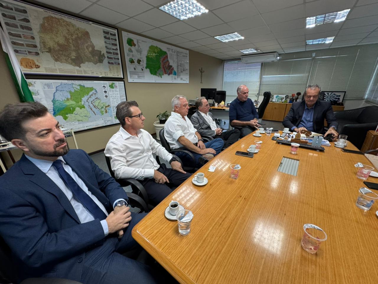 Artagão Júnior promove diálogo entre APRE e IAT sobre modernização da legislação ambiental