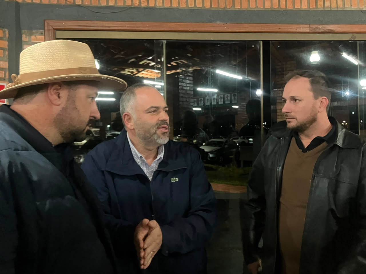 Artagão Júnior presta conta do mandato em Laranjeiras do Sul e reforça parceria com o prefeito Jaiso