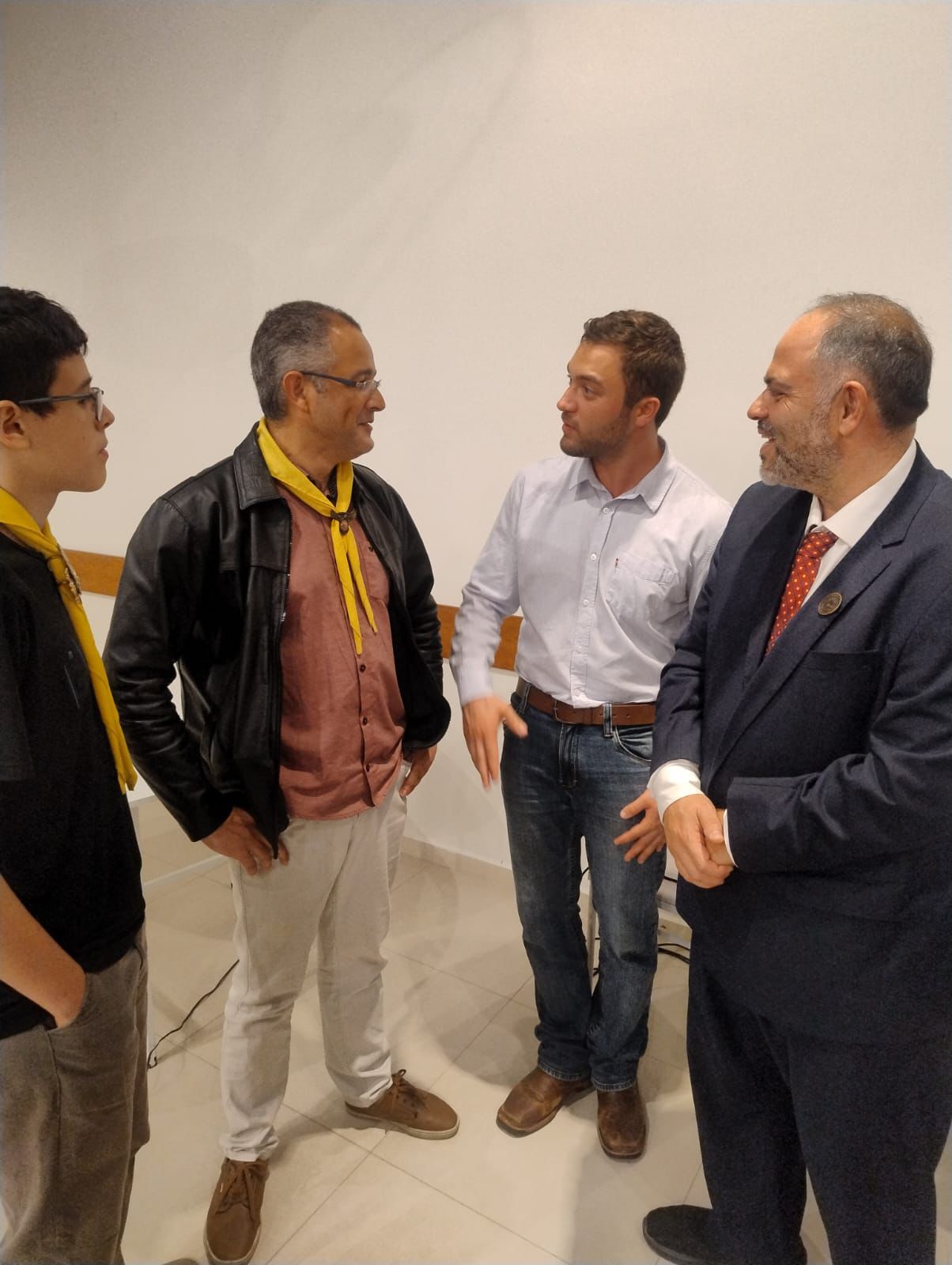 Artagão Júnior se reúne com lideranças adventistas em Colombo e reforça apoio