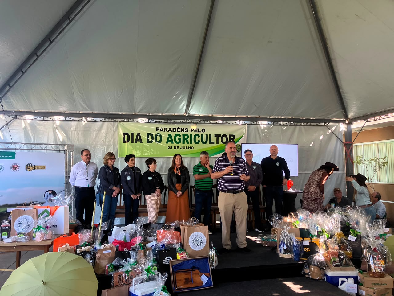 Artagão Júnior participa da tradicional Festa do Dia do Agricultor em Guarapuava