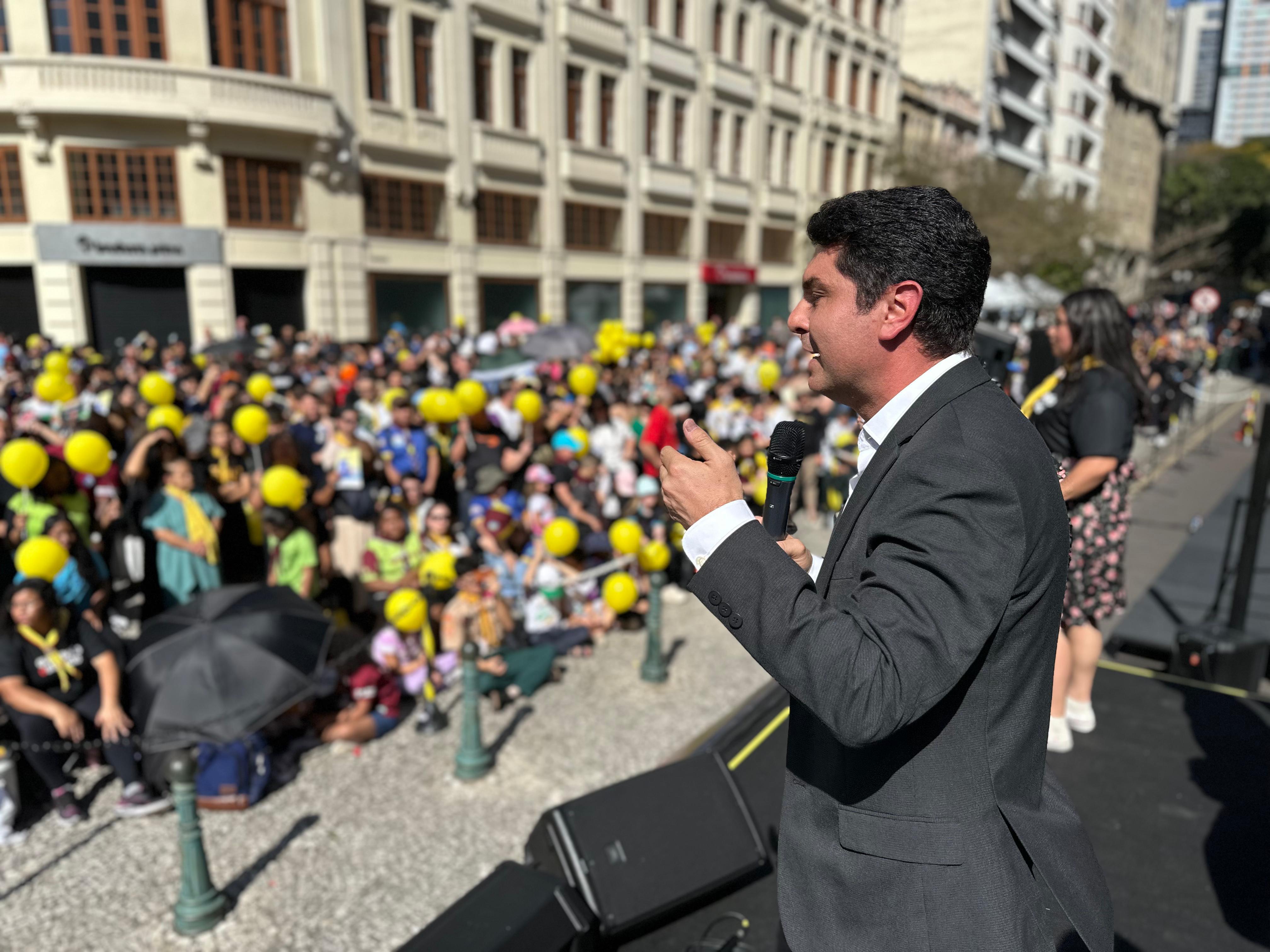 Deputado Artagão Júnior participa da mobilização