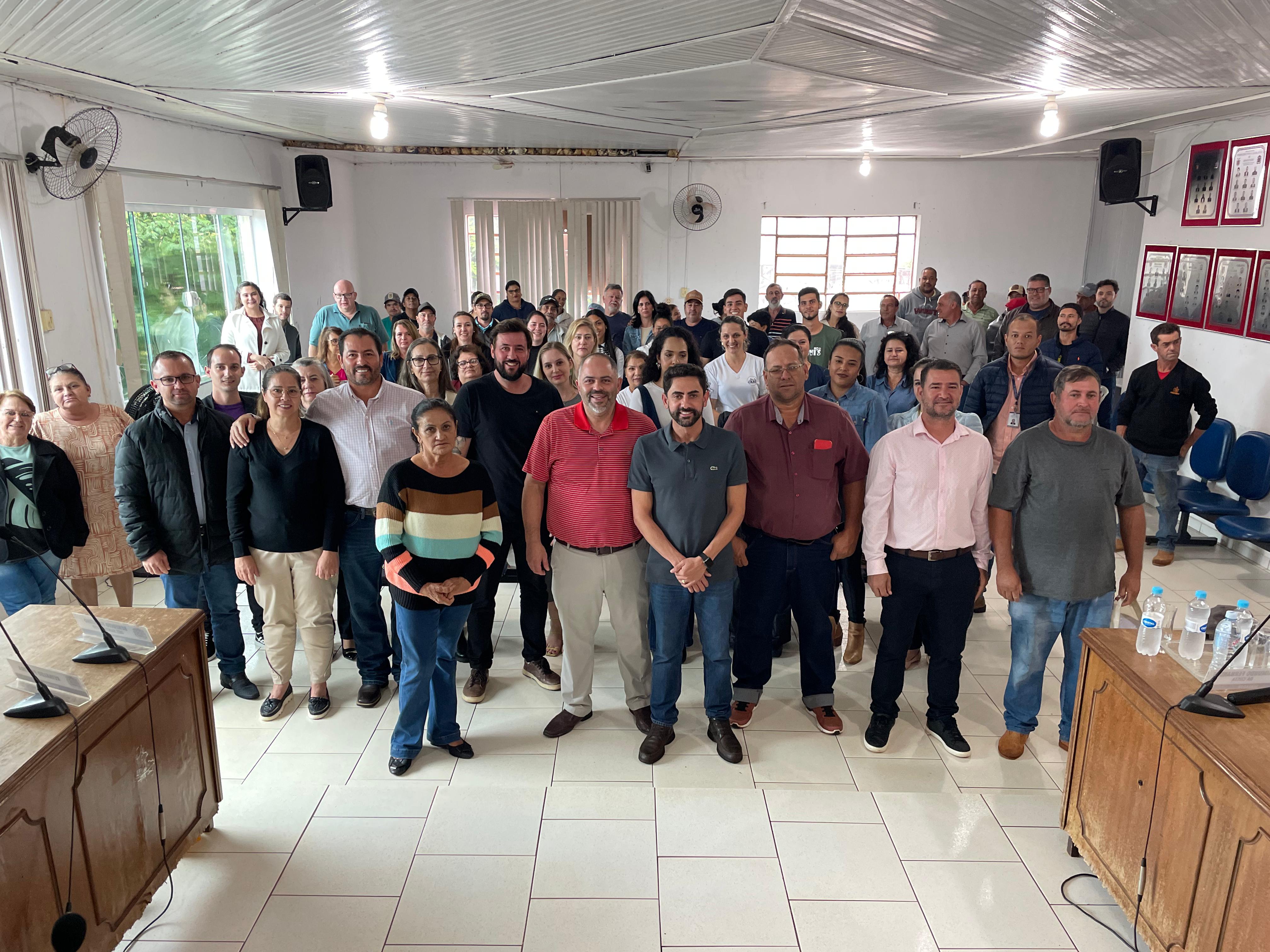 Artagão Júnior e Raimundinho anunciam investimentos de R$ 4,8 Milhões em Bom Sucesso