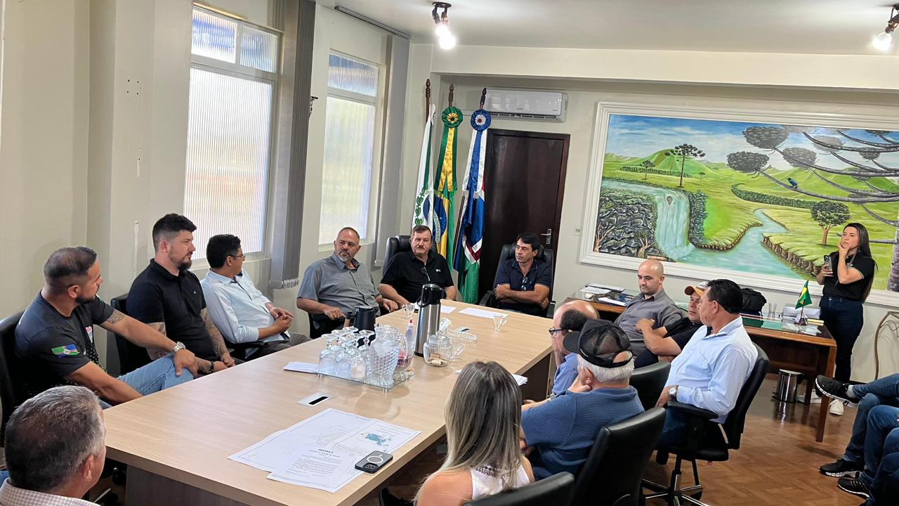 Artagão Júnior e prefeito Biasebetti debatem aplicação de mais de R$ 125 milhões em investimentos