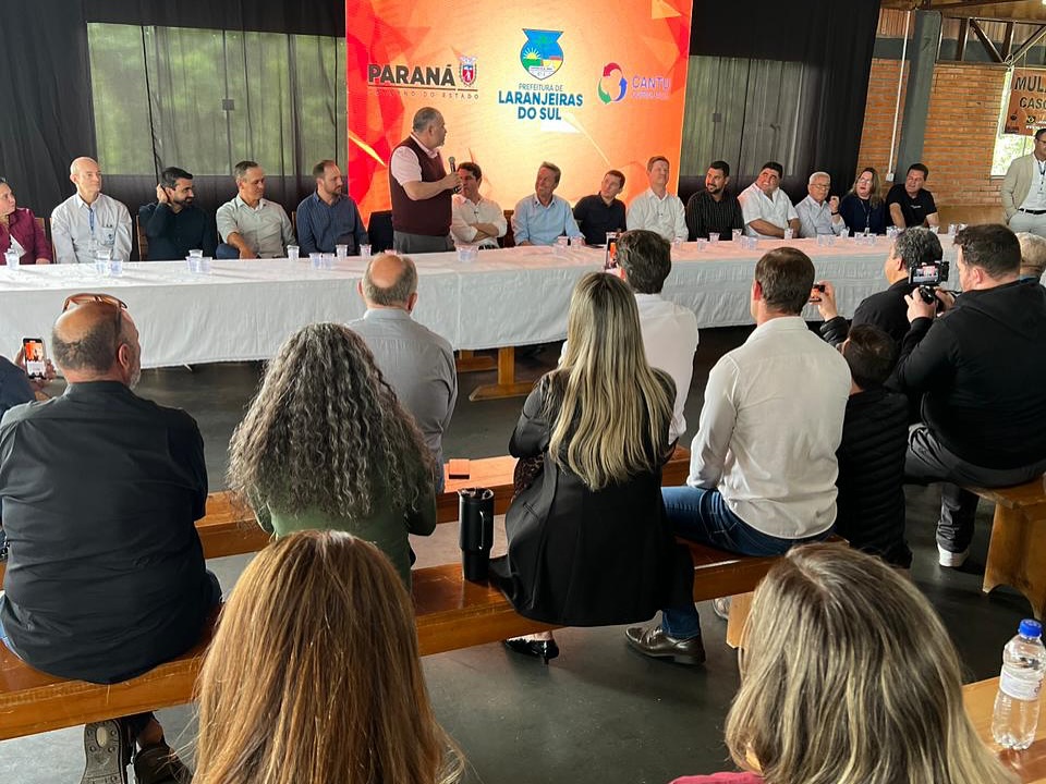 Artagão Júnior participa da entrega do Selo SUSAF e investimentos para municípios da Cantuquiriguaçu