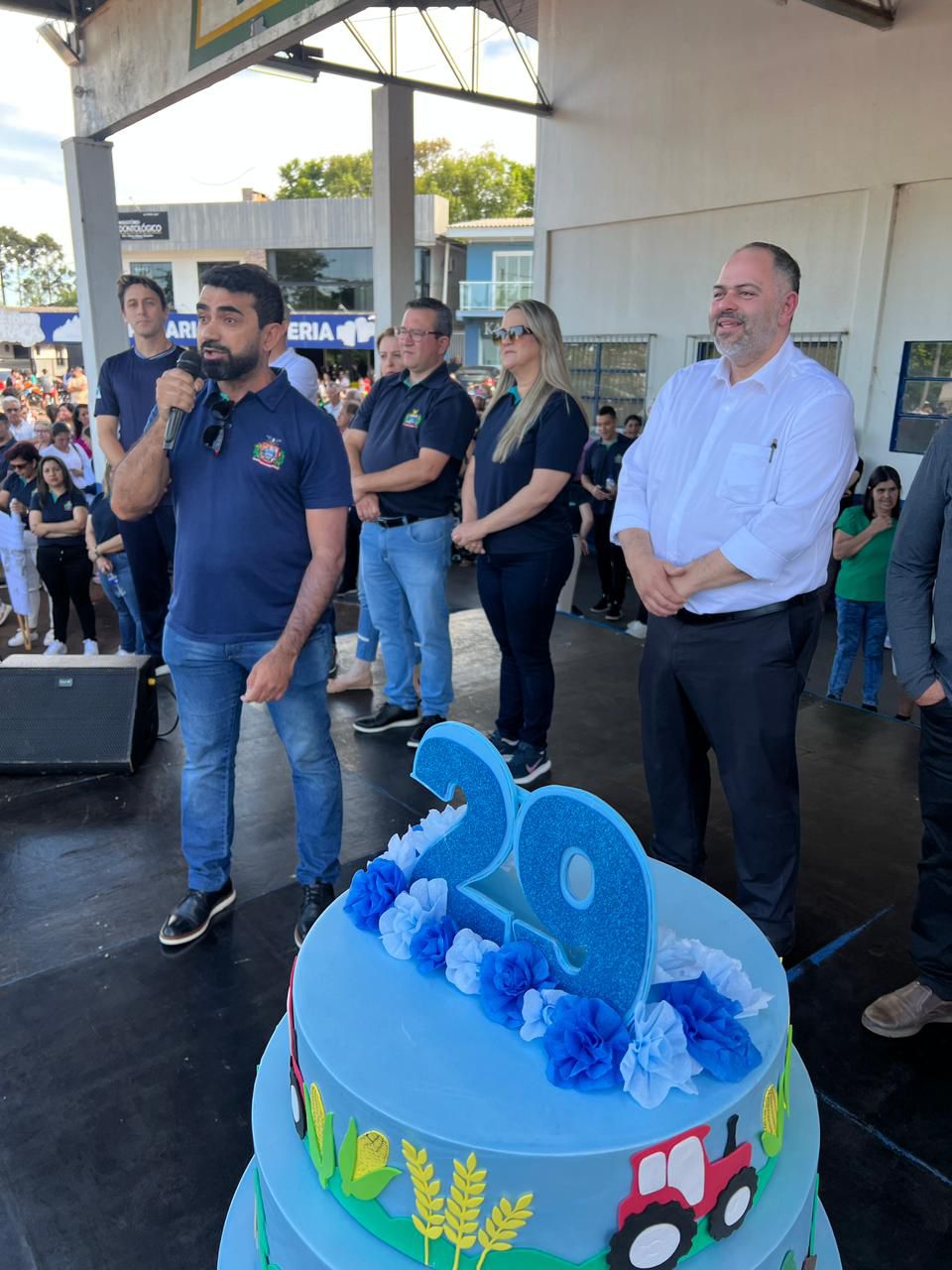 Artagão Júnior participa do desfile cívico em comemoração aos 29 anos de Foz do Jordão