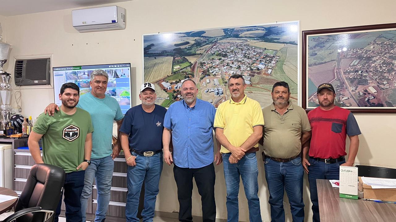 Artagão Júnior, prefeito Maurício e vereador Celso anunciam investimentos para Cruzmaltina