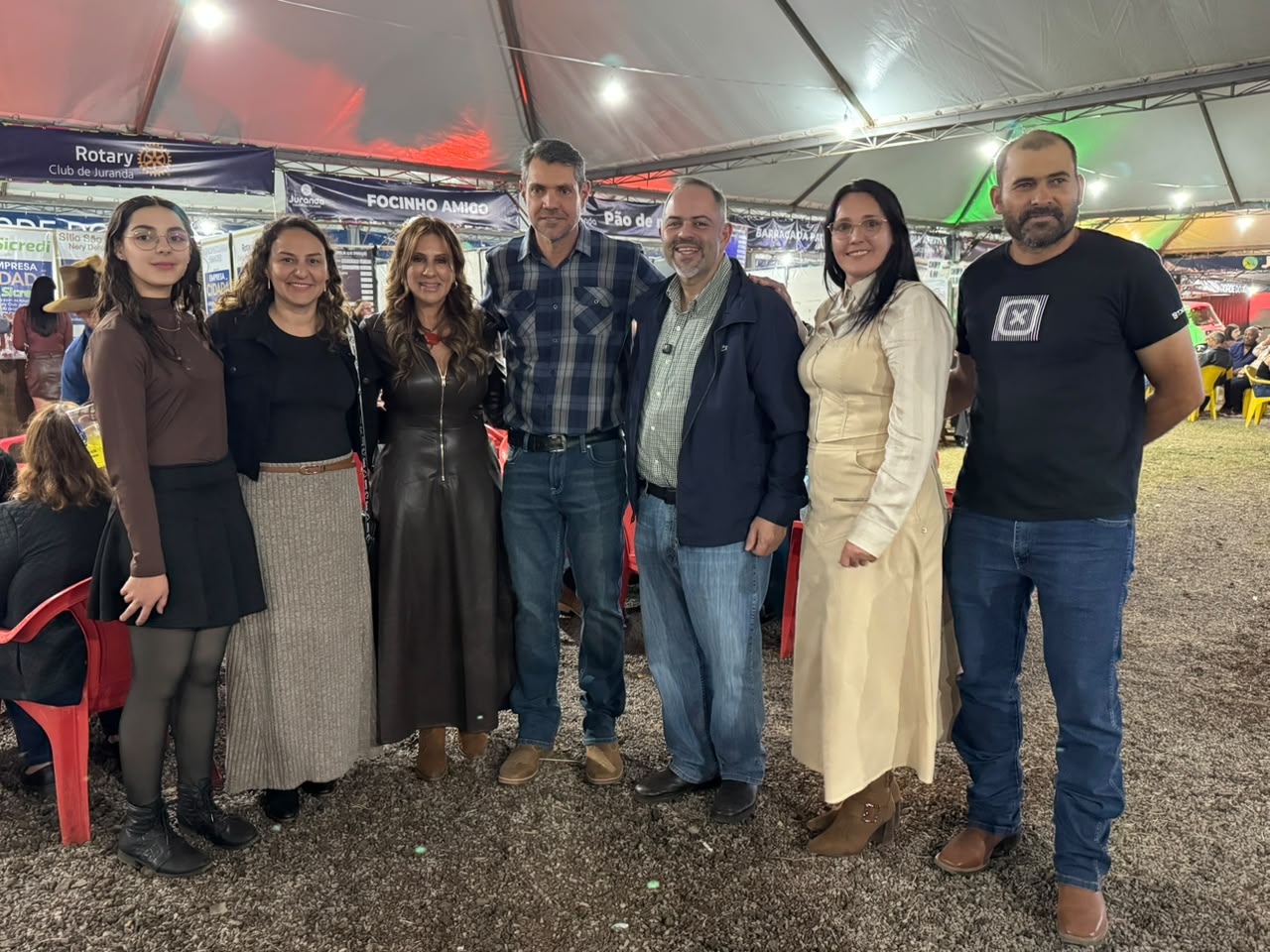 Deputado Artagão Júnior participa da EXPOJUR ao lado da prefeita Joelma e reforça investimentos