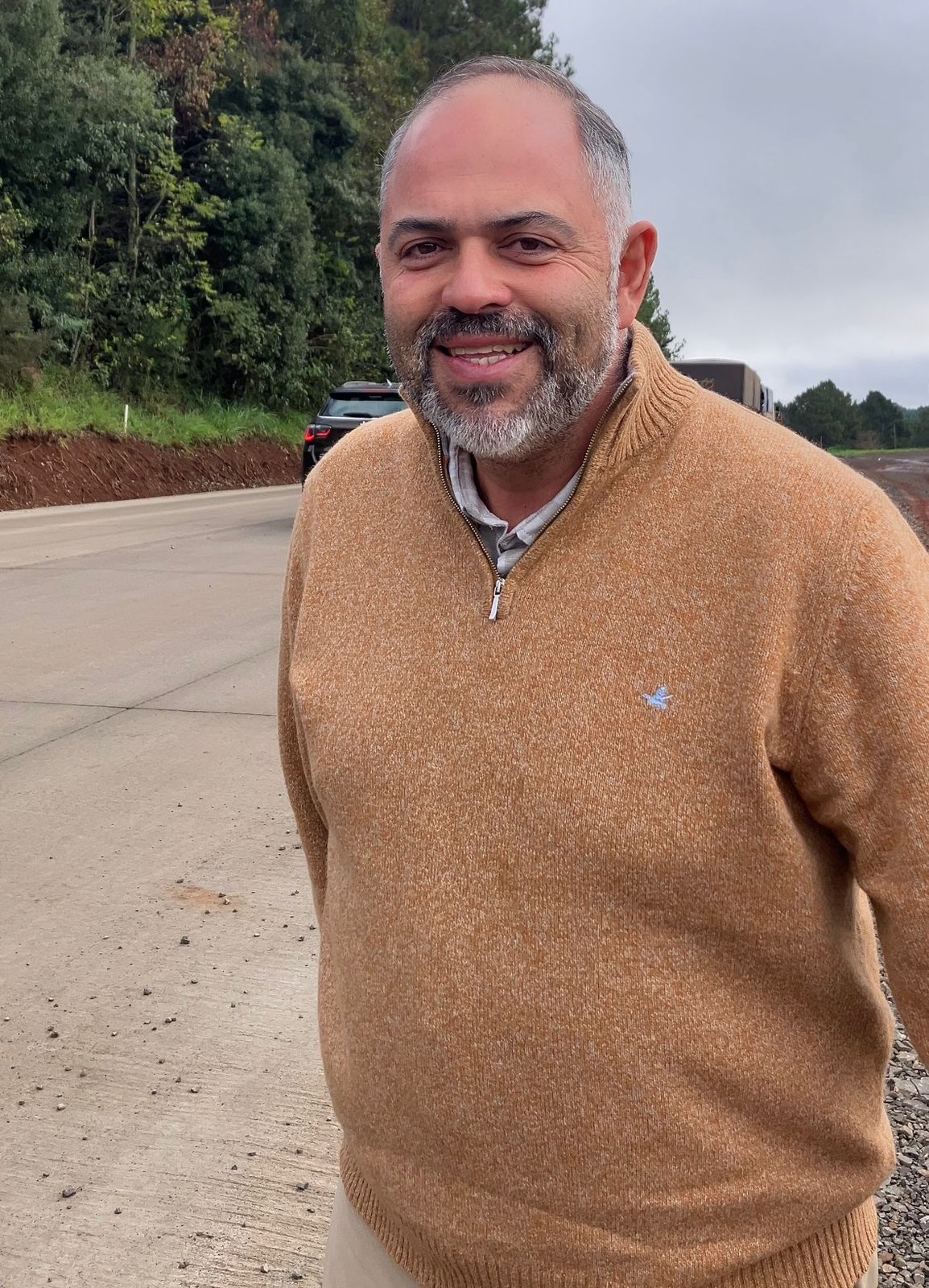 Artagão Júnior visita obras da duplicação da PR-466 entre Pitanga e Turvo