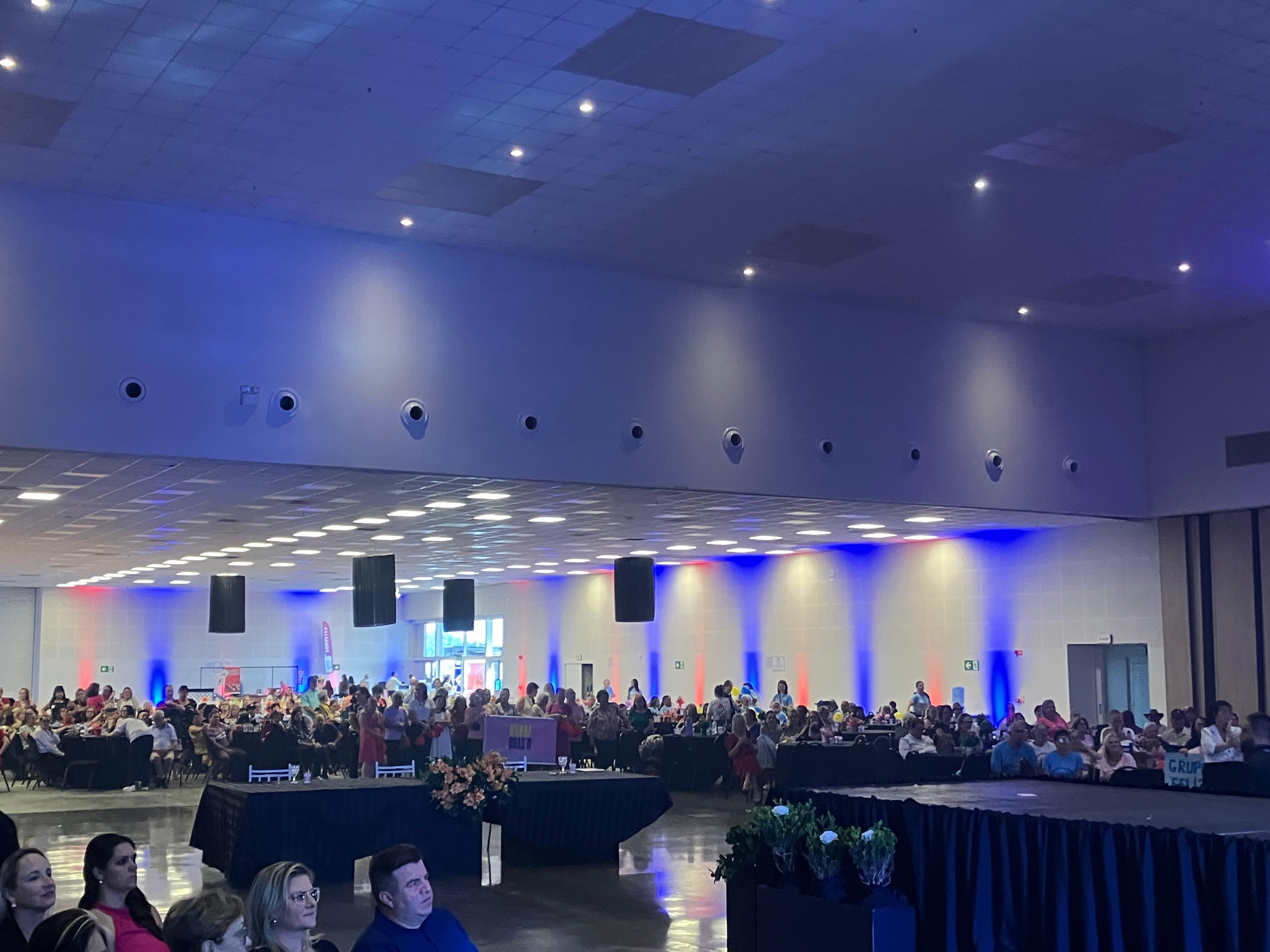 Artagão Júnior participa da abertura do 17º Festival da Melhor Idade em Guarapuava
