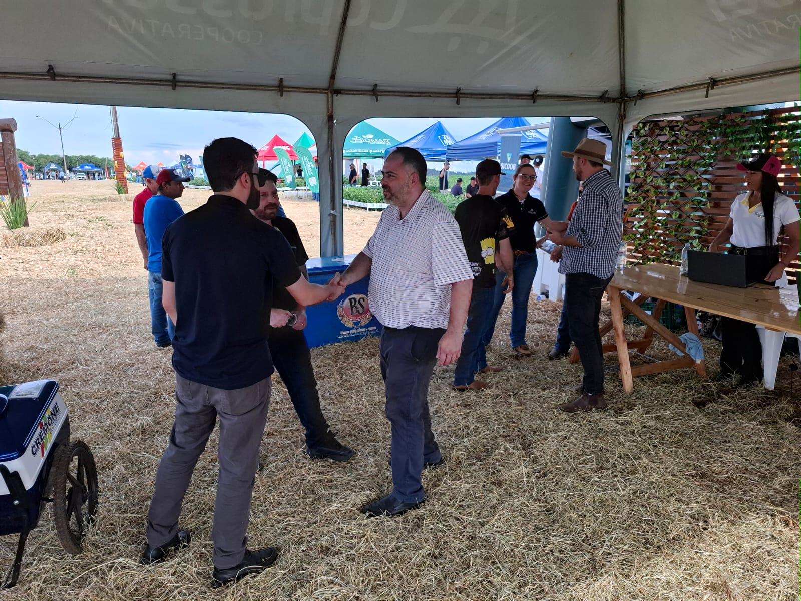 Artagão Júnior participa da Expoagro em Laranjeiras do Sul