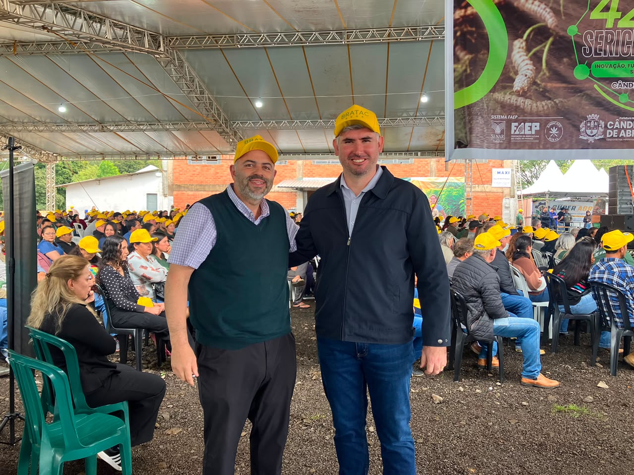 Artagão Júnior participa da abertura do 42º Encontro Estadual de Sericicultores em Cândido de Abreu