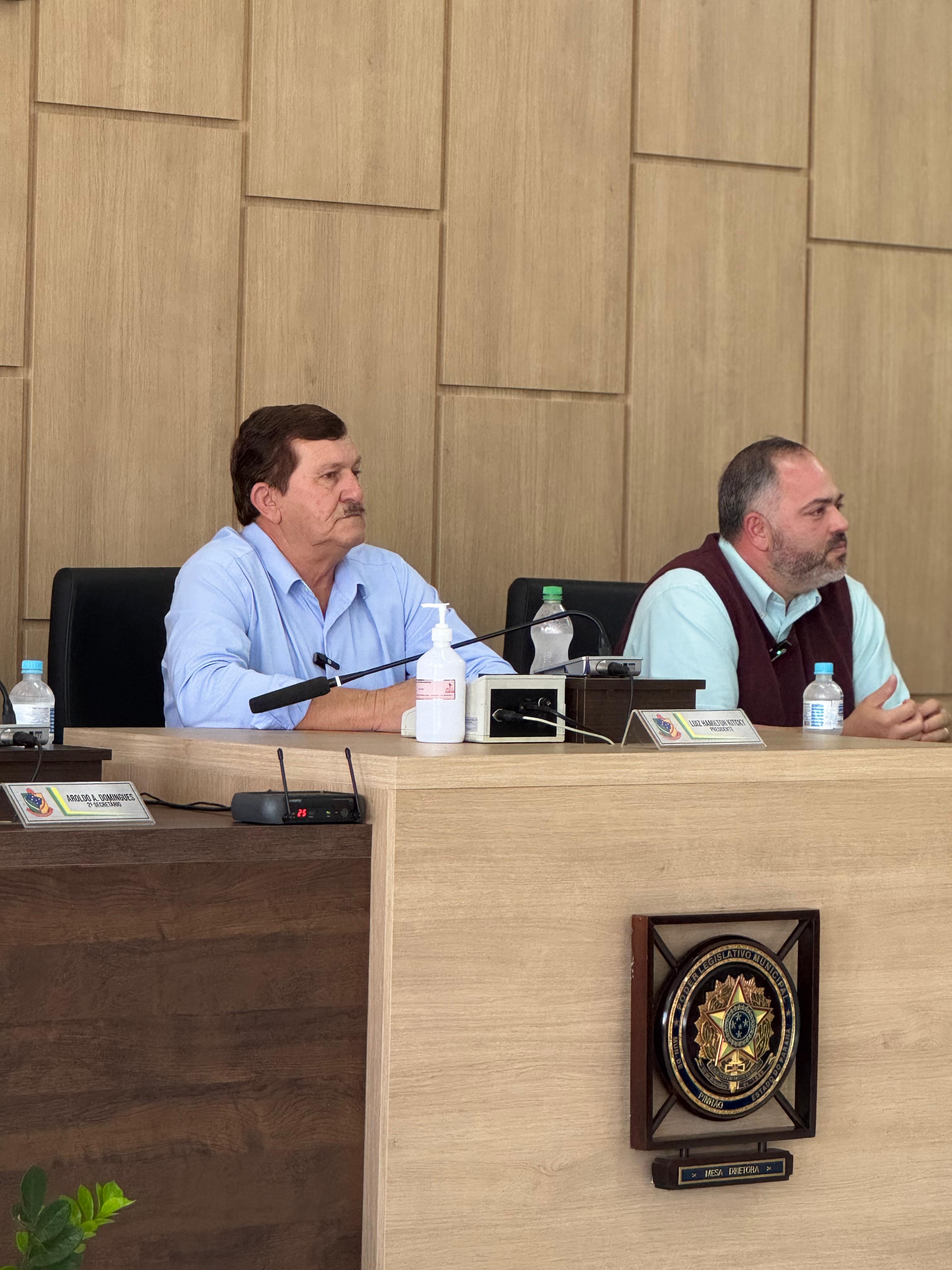 Artagão Júnior e prefeito Valdecir Biasebetti anunciam colégio agrícola em Pinhão