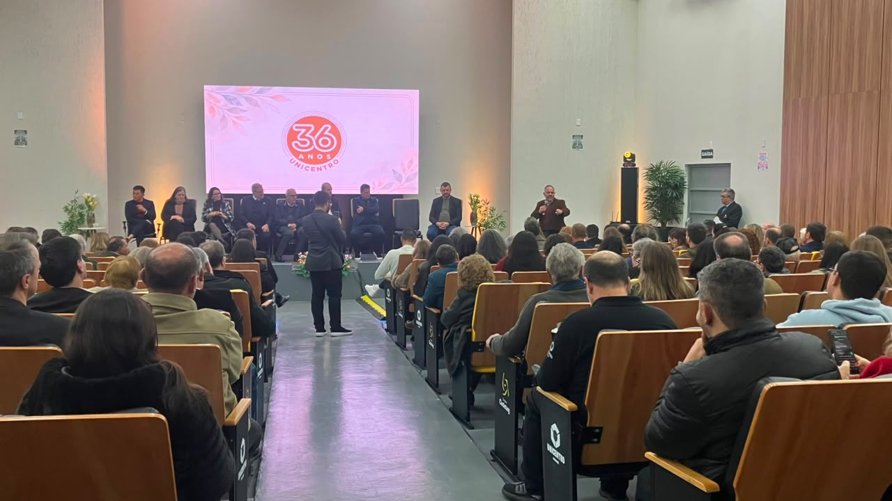 Artagão Júnior participa das comemorações dos 36 anos da Unicentro em Guarapuava