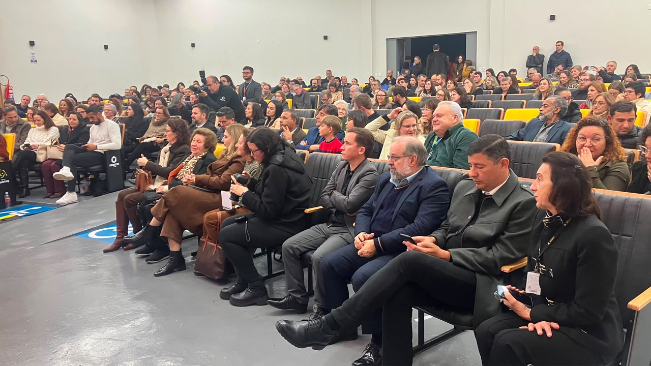 Artagão Júnior participa das comemorações dos 36 anos da Unicentro em Guarapuava