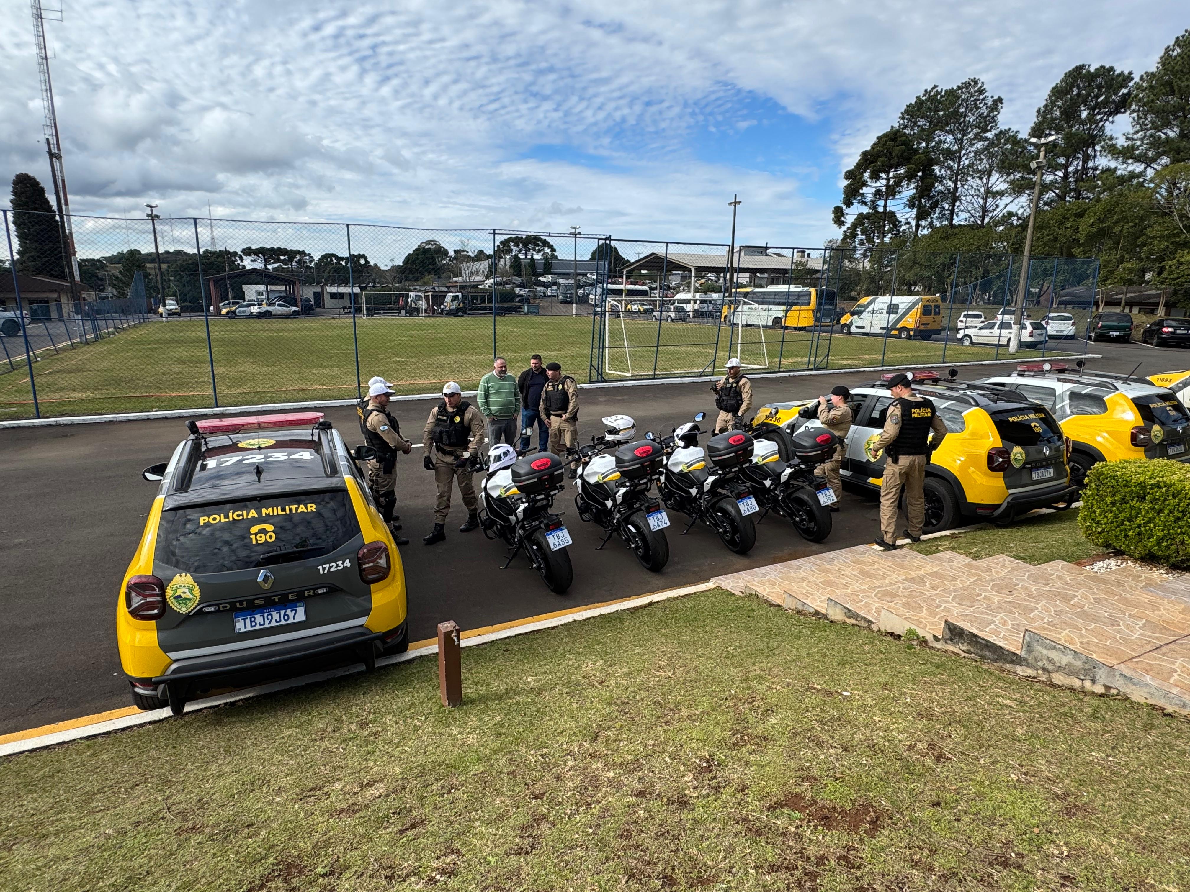 16º BPM recebe viaturas e motocicletas para reforçar a segurança de Guarapuava graças ao Artagão
