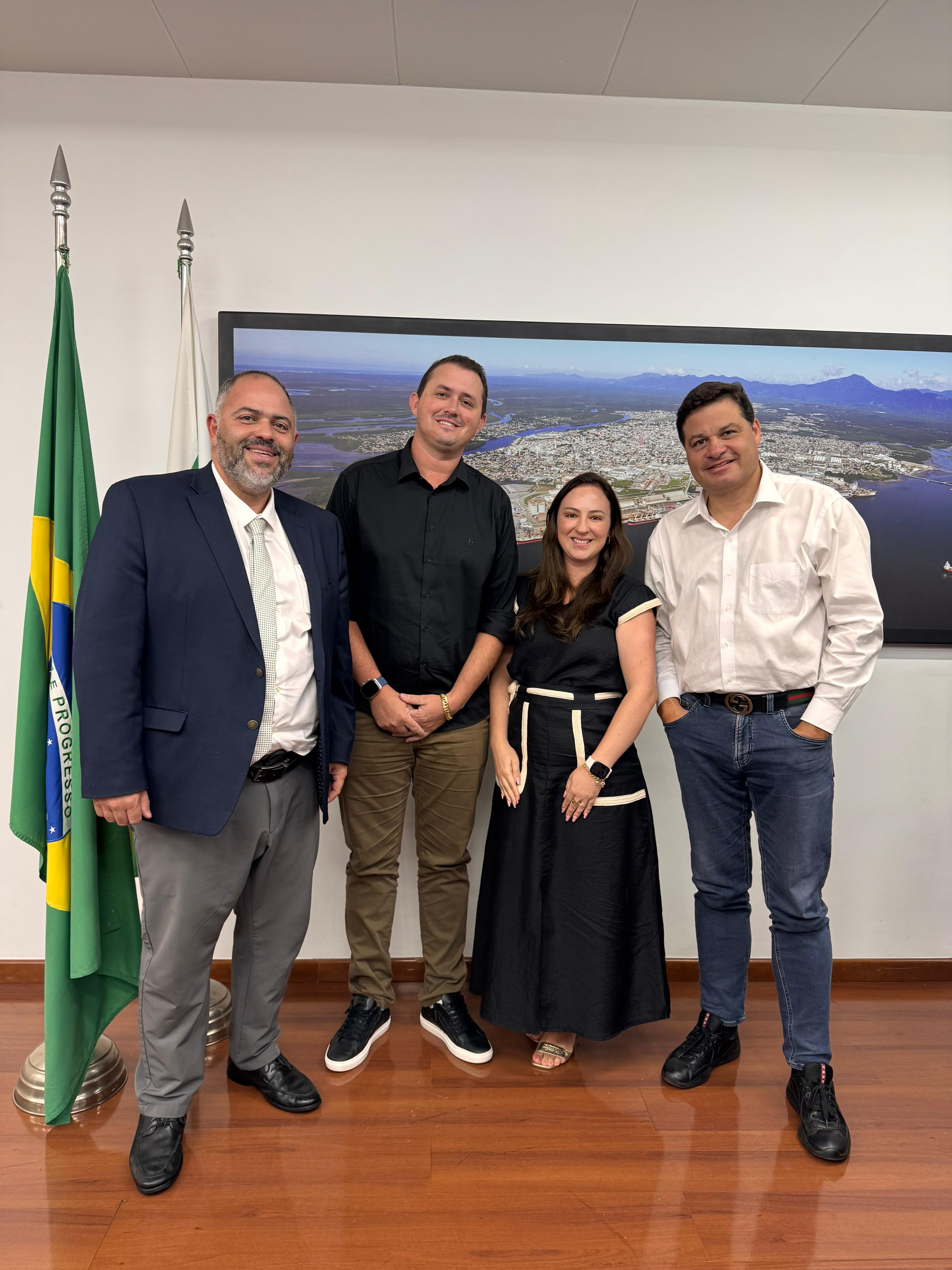 Artagão Júnior promove reuniões entre prefeitos e Secretário de Infraestrutura e Logística