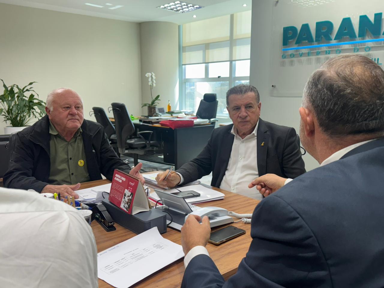 Artagão Júnior intermedeia reunião entre prefeito Konjunski e o chefe da Casa Civil